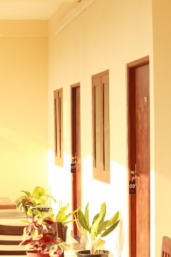 Pearl City Hotel Tissamaharama Buitenkant foto