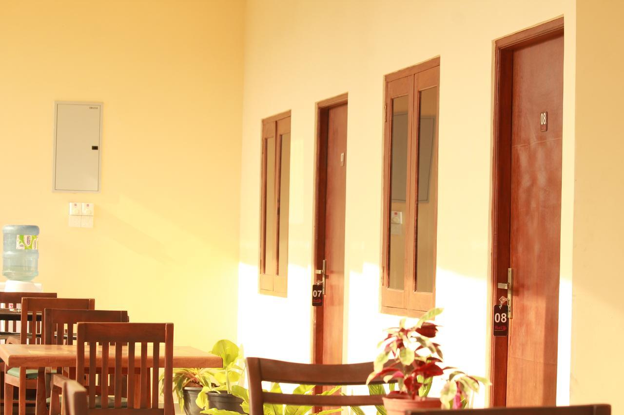 Pearl City Hotel Tissamaharama Buitenkant foto