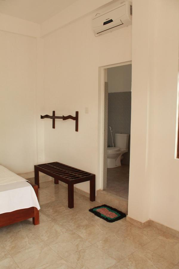 Pearl City Hotel Tissamaharama Kamer foto