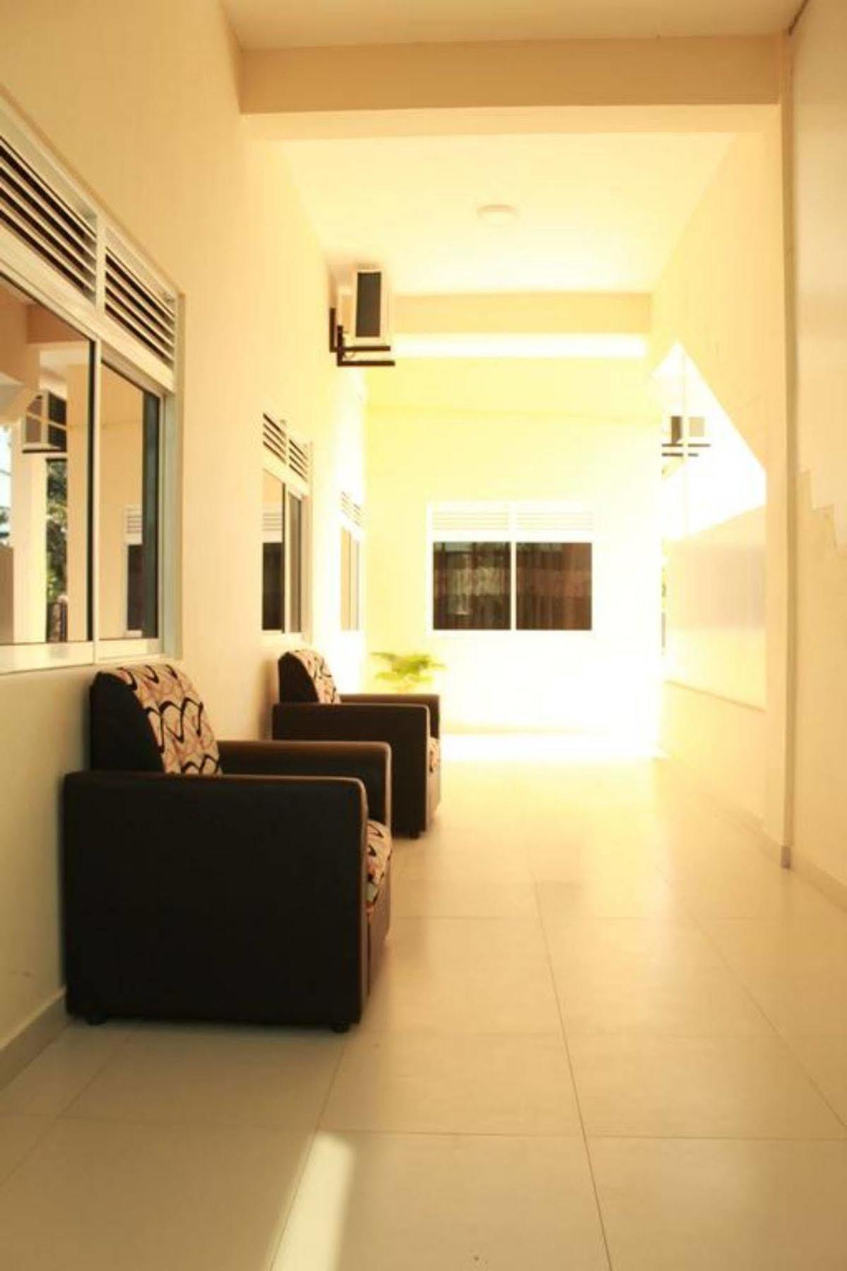 Pearl City Hotel Tissamaharama Buitenkant foto